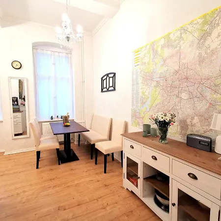 Kvh By Rockchair Apartments L Superhost Status L Boxspringbett Am Schloss Charlottenburg Welcomes You! Berlin Extérieur photo